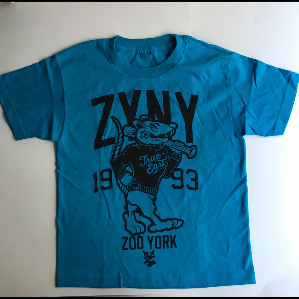 Vintage Zoo York Tee Shirt.  Size small